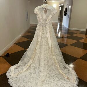 Vintage wedding dress